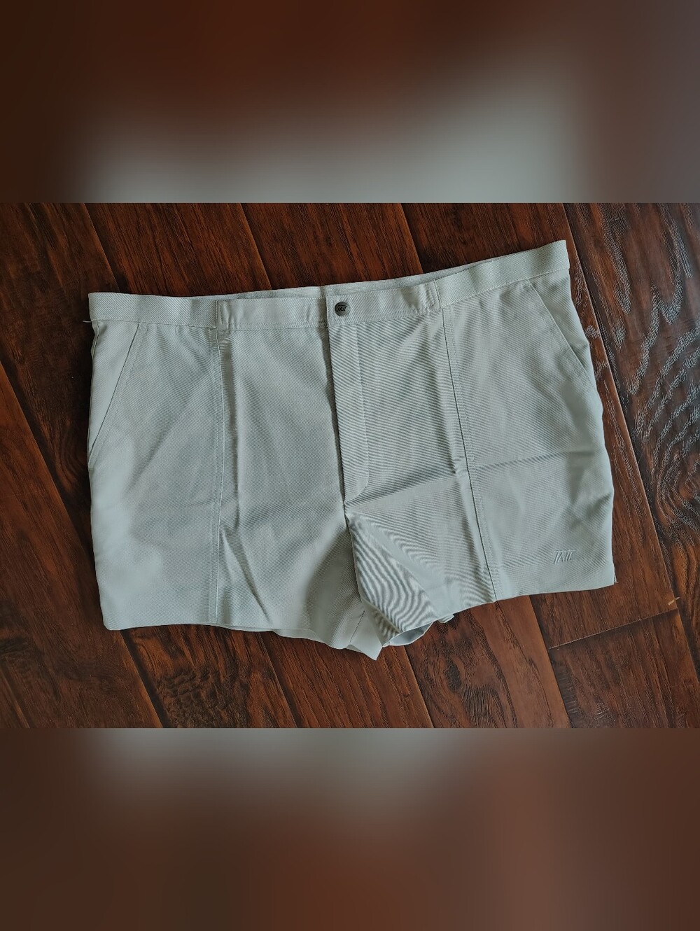 Retro Tail athletic golf shorts Size 40